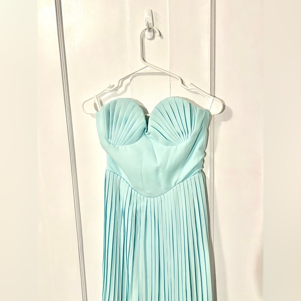 Elegant Strapless Blue Pleated Corset Dress - Picture 6 of 6